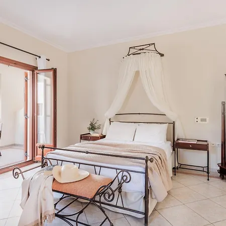 Epavlis & Ξενοδοχείο Καμάρι