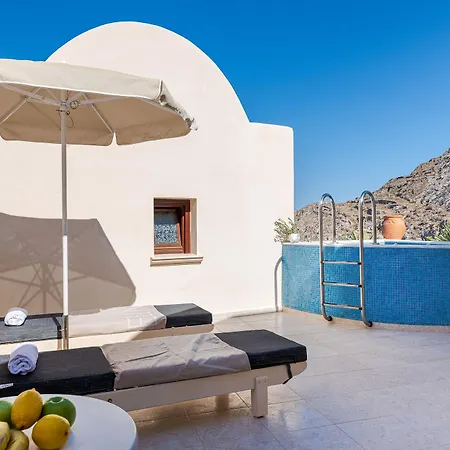 Epavlis & Kamari (Santorini)