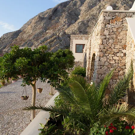 Hotel Epavlis &