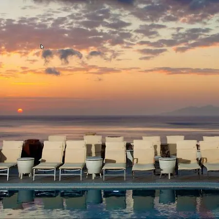Hotel Epavlis & 4*