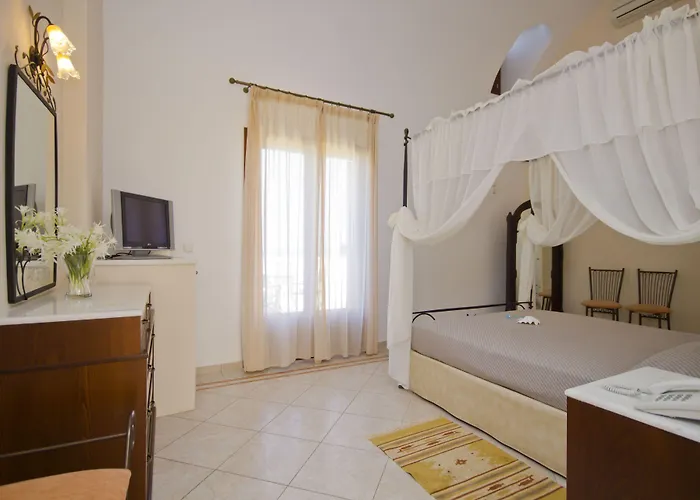 Hotell Epavlis & Kamári